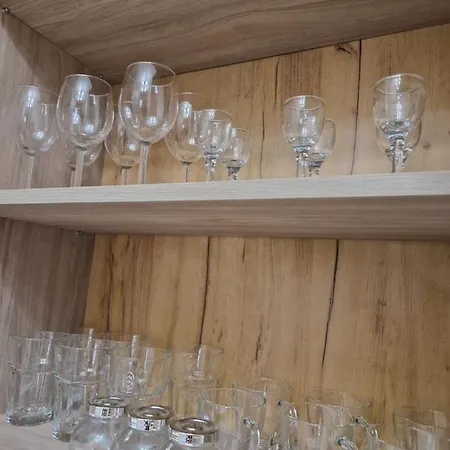 Demar Doroshenka Apartment *